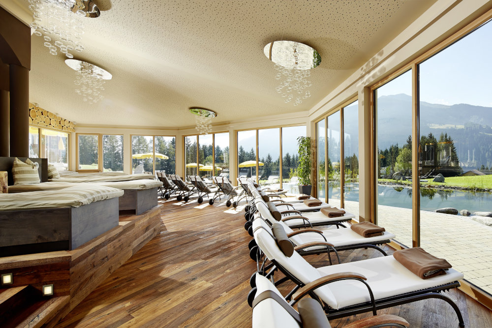 hotel-sonnberghof-panorama-lounge